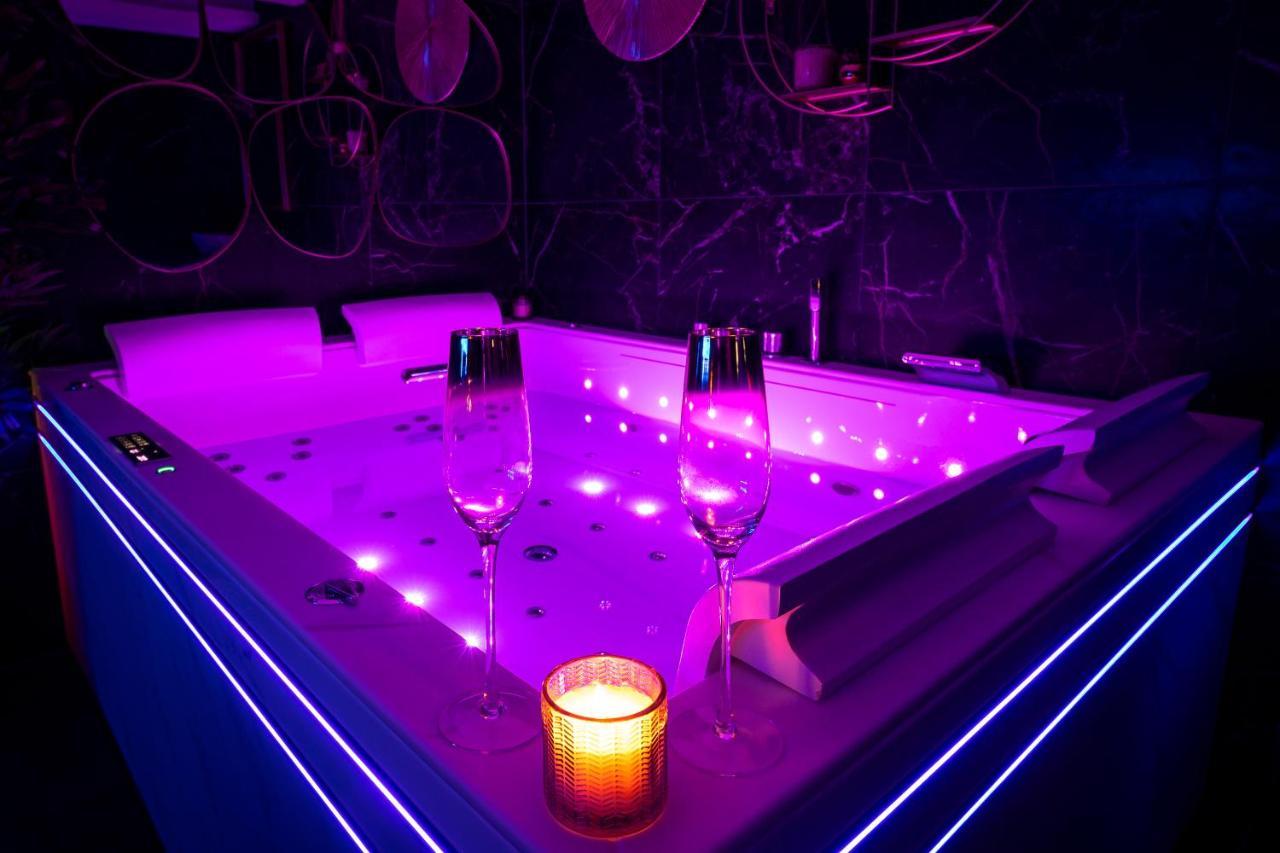 Love Room “La Nuit De Reve” Centre Historique Perpignano Esterno foto
